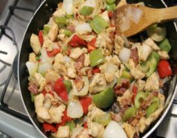 Alambre de Pollo con Queso