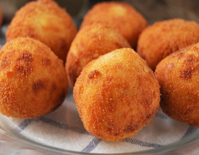 Receta de Croquetas de atún y huevo duro