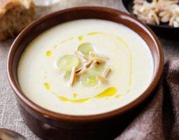 Receta de Gazpacho blanco