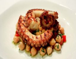 Garbanzos con Pulpo