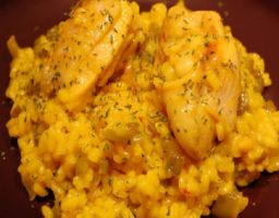 Arroz con pollo y curry