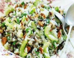 Ensalada de arroz con nueces
