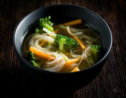 Sopa de Fideos de Arroz