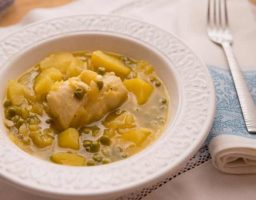 Merluza en salsa amarilla