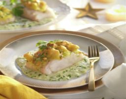 Merluza gratinada con bechamel