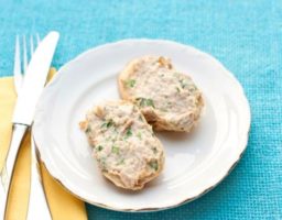 Paté de atún con queso crema