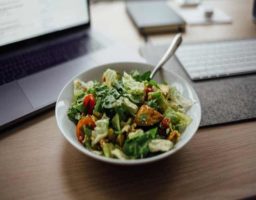Ensalada con salsa de soja