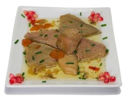 Solomillos de atún en salsa verde