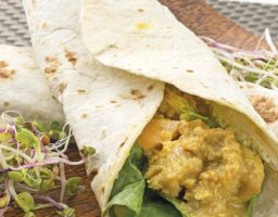 Wrap de pollo al curry