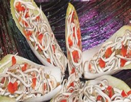 Ensalada de endivias con gulas