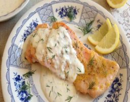 salmón al horno con crema de limón