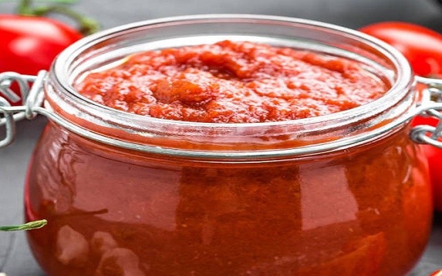 Estofado de ternera en salsa de tomate