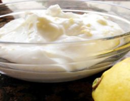 Yogur de limón