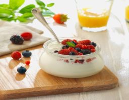 Yogur con frutas