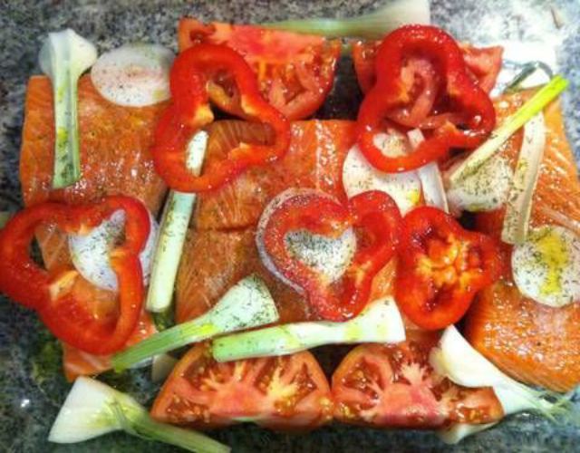 Receta de Salmón con tomates