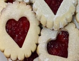 Galletas con mermelada de fresa