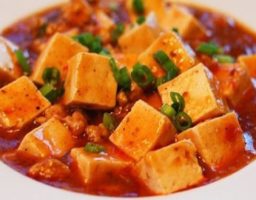Tofu con salsa picante