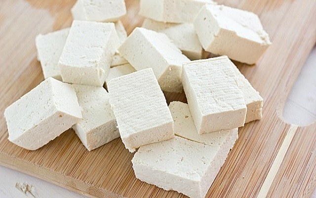 Tofu con salsa picante
