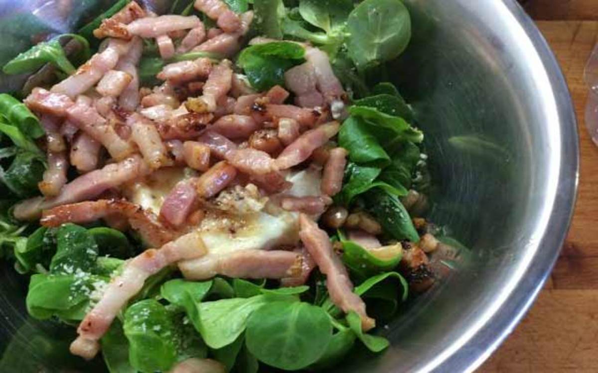 Receta de Ensalada con queso de cabra y bacón