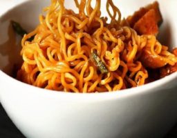 Tallarines yakisoba